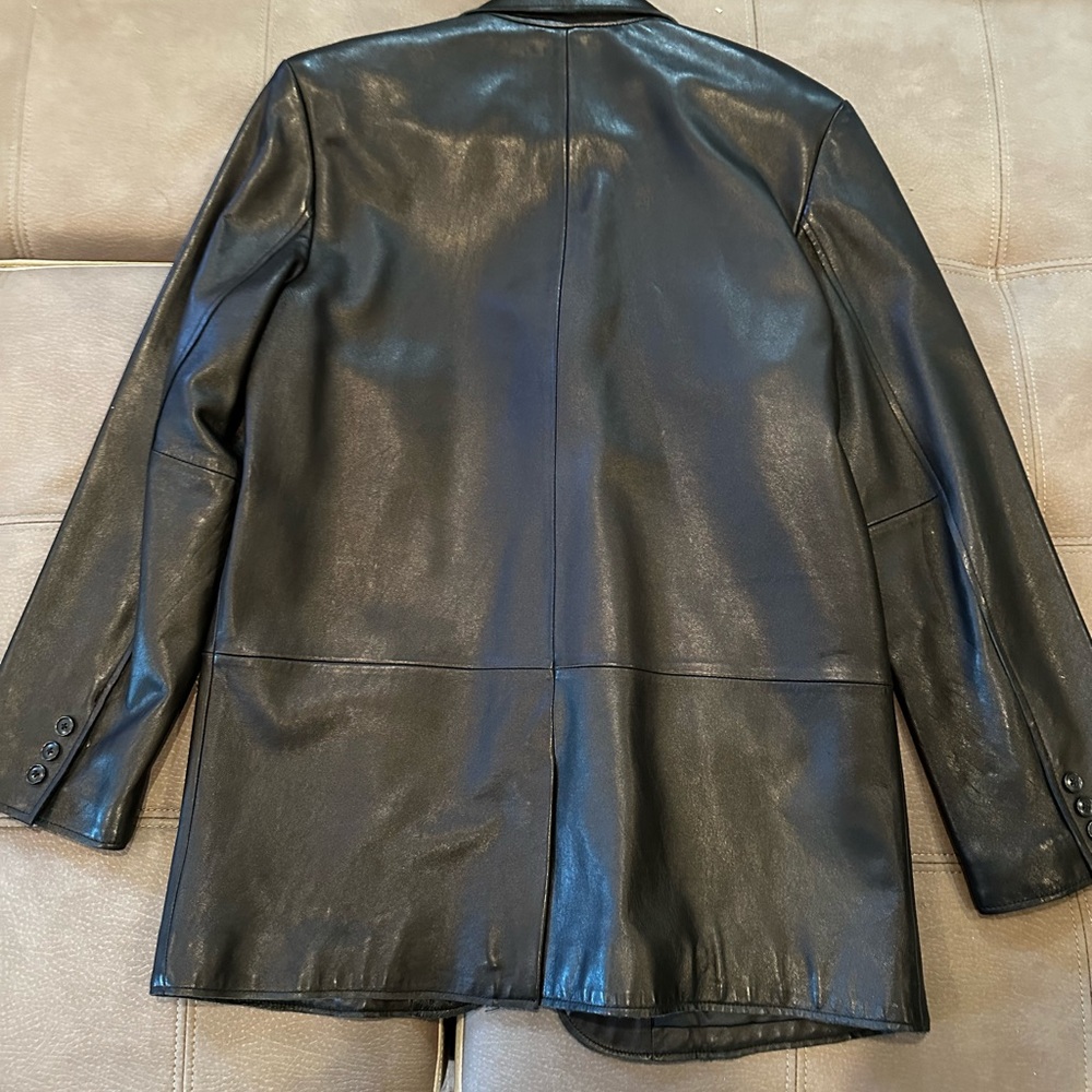 Leather jacket - Picture 4 of 5